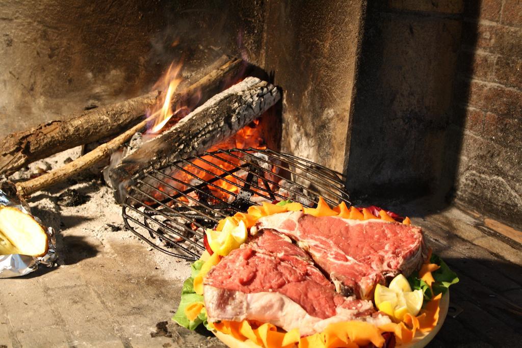 Hotel Ristorante Il Pino Chiusi Eksteriør bilde